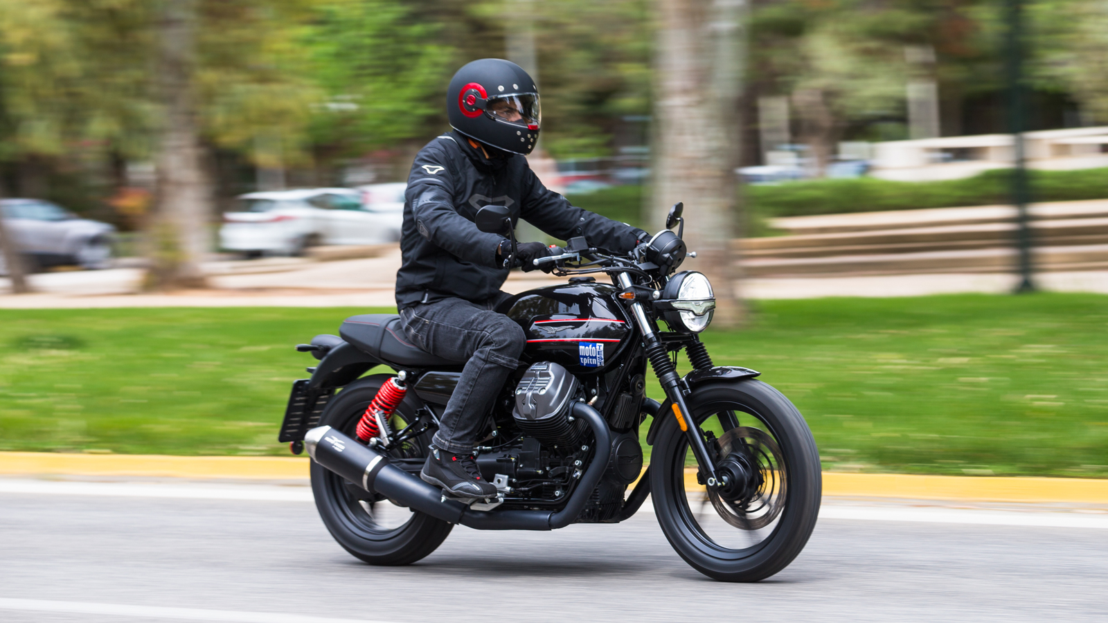 Moto Guzzi V7 Special Edition - Test
